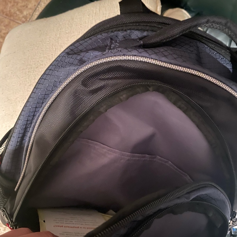 Dhg backpack - Picture 4 of 5